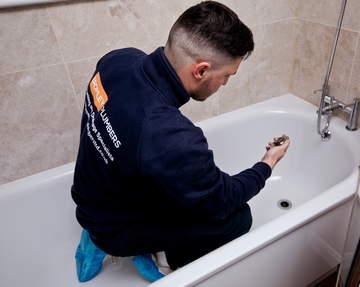 BromleyPlumbers-Overflowing-drains-Hither-Green